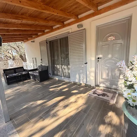Olive Breeze Apartment *